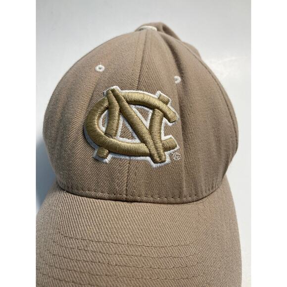 North Carolina Tarheels embroidered fitted Strapback stretch cap hat Zephyr XL - Picture 2 of 8